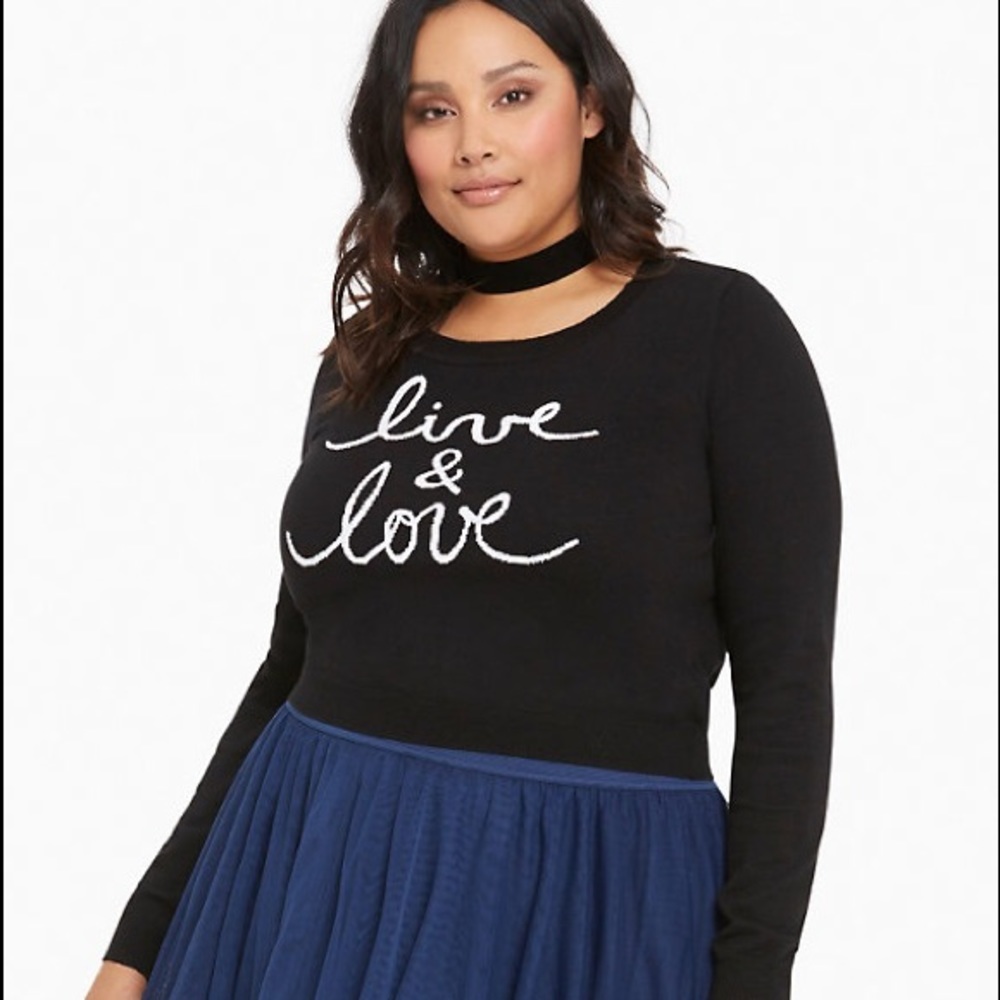Torrid size 3 cropped sweater